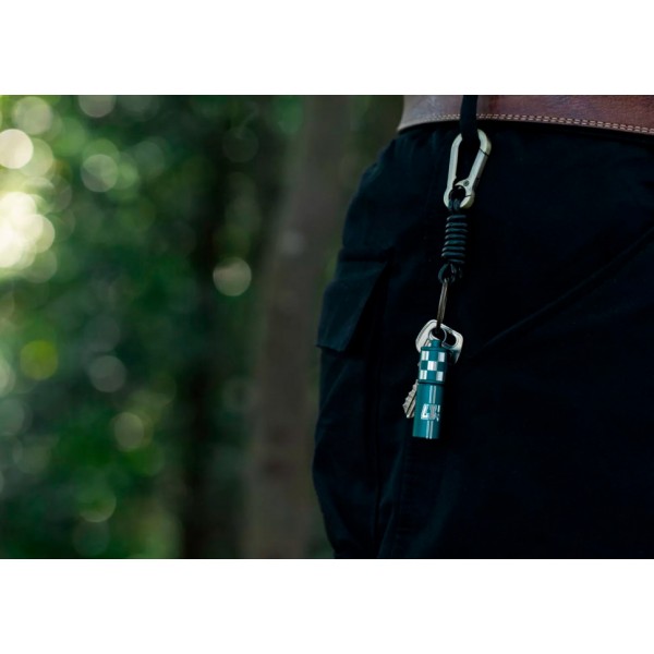 Ліхтар-брелок Olight i17 Checkered Flag