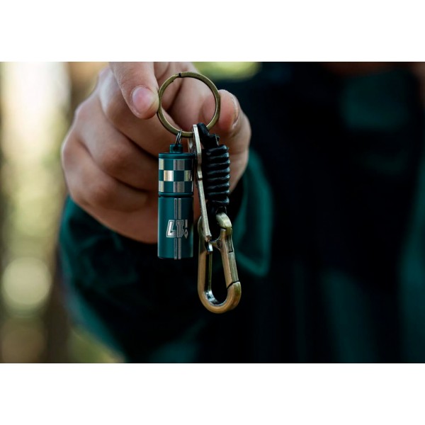 Ліхтар-брелок Olight i17 Checkered Flag